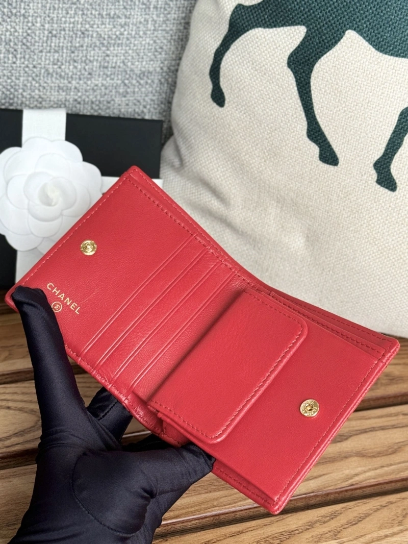 Ch**el wallets 4081-0101