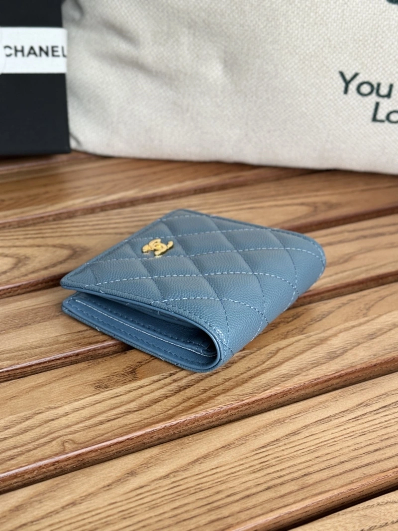 Ch**el wallets 4081-0102