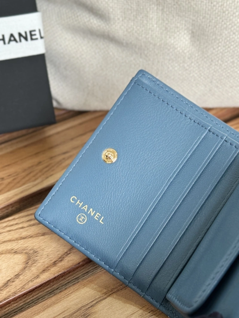 Ch**el wallets 4081-0102