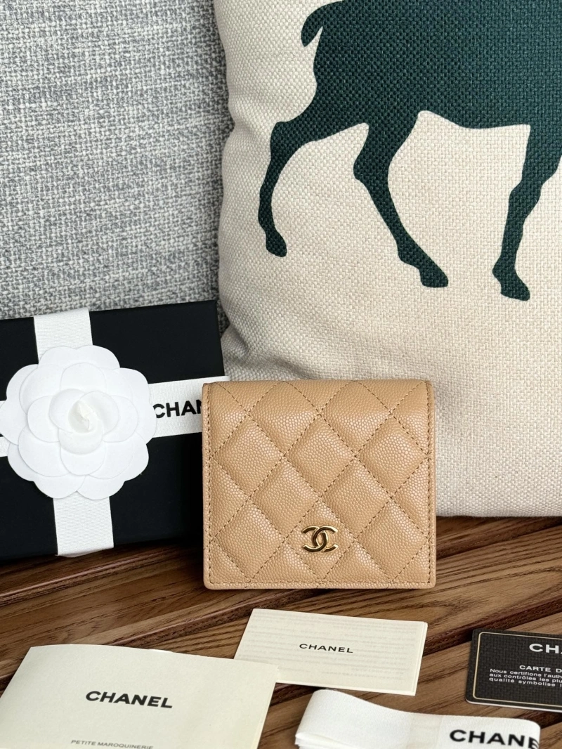 Ch**el wallets 4081-0103