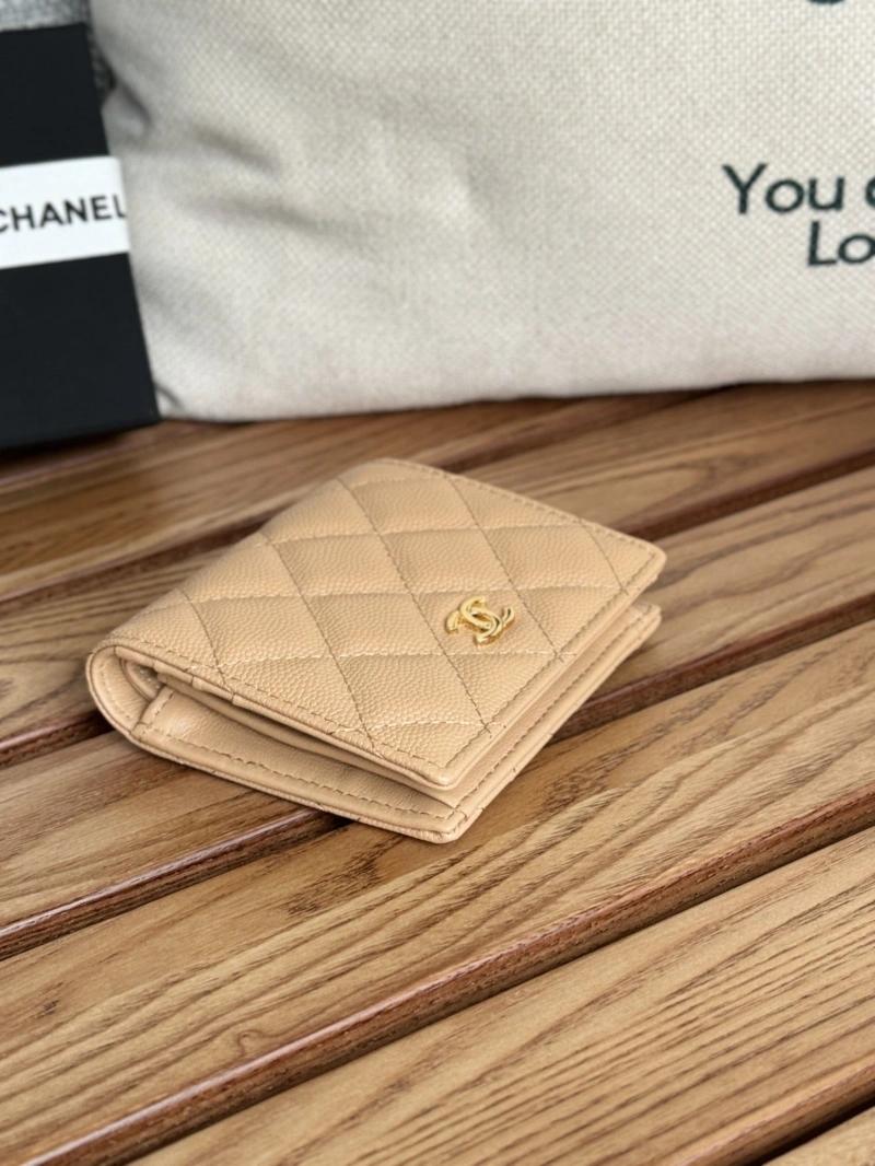 Ch**el wallets 4081-0103