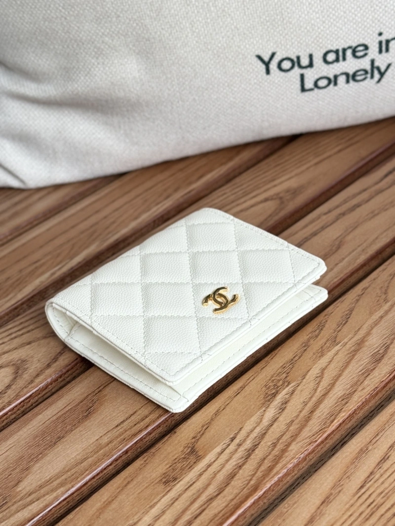 Ch**el wallets 4081-0104