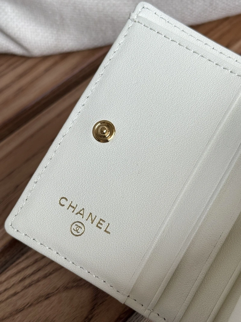 Ch**el wallets 4081-0104