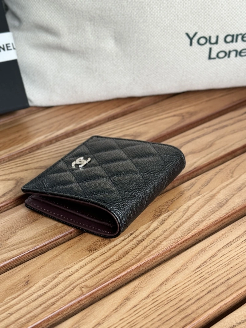 Ch**el wallets 4081-0105