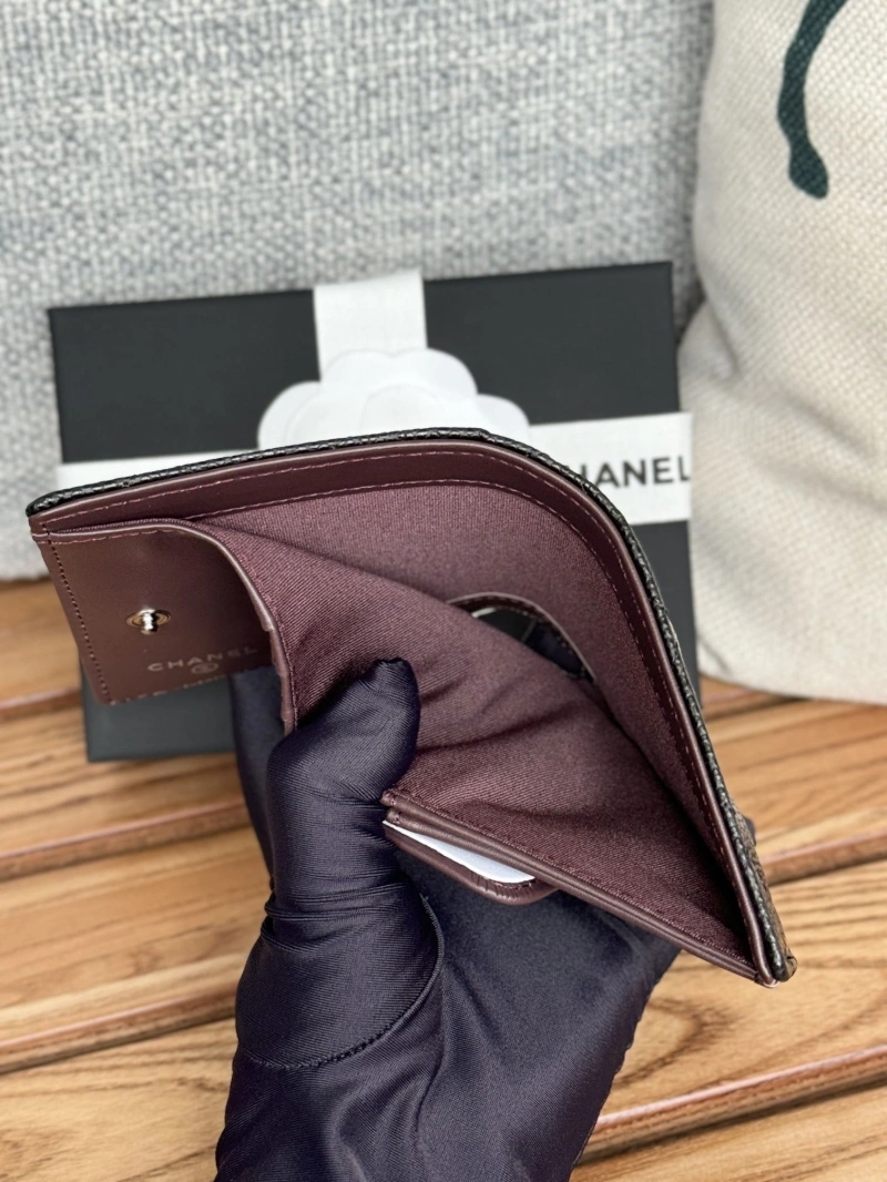 Ch**el wallets 4081-0105