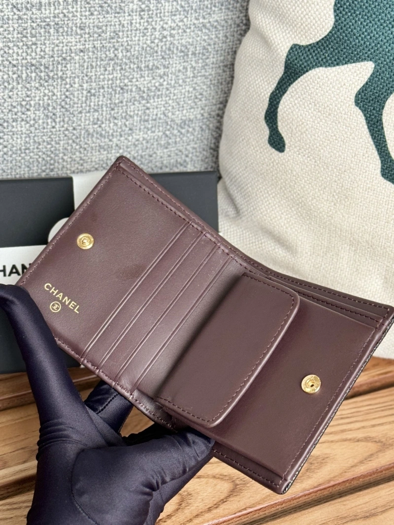 Ch**el wallets 4081-0106