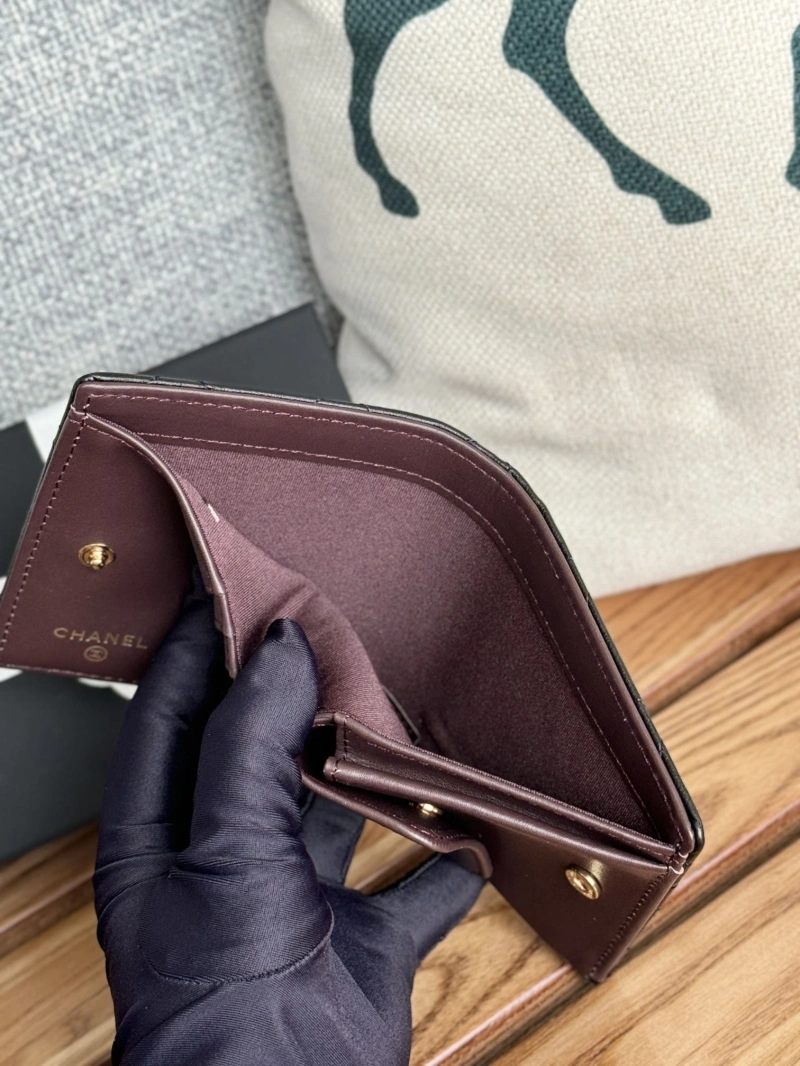 Ch**el wallets 4081-0108