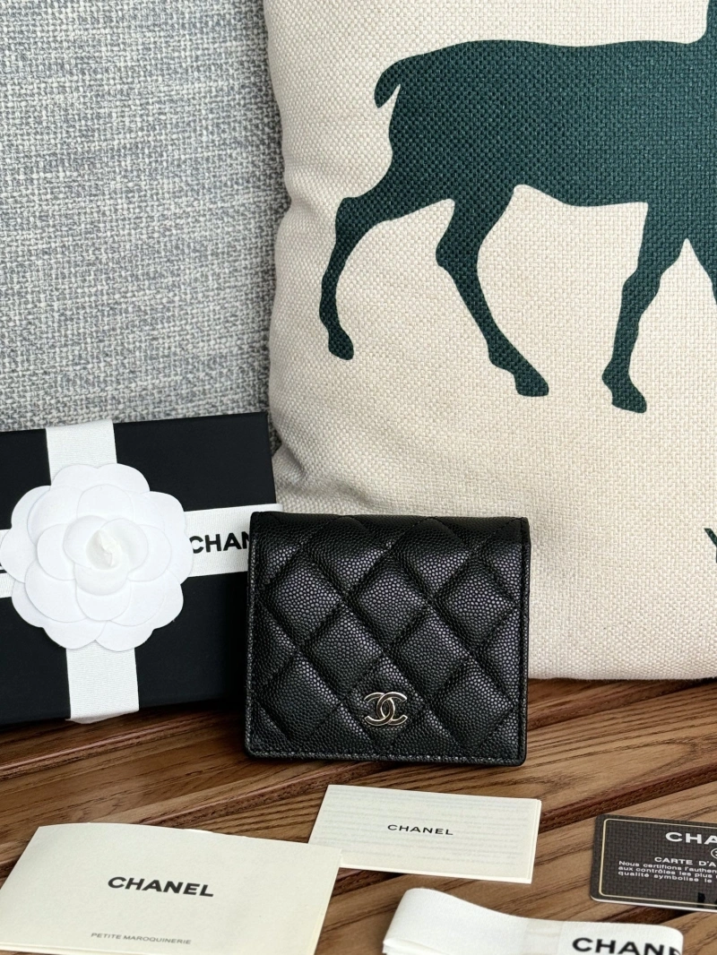 Ch**el wallets 4081-0109