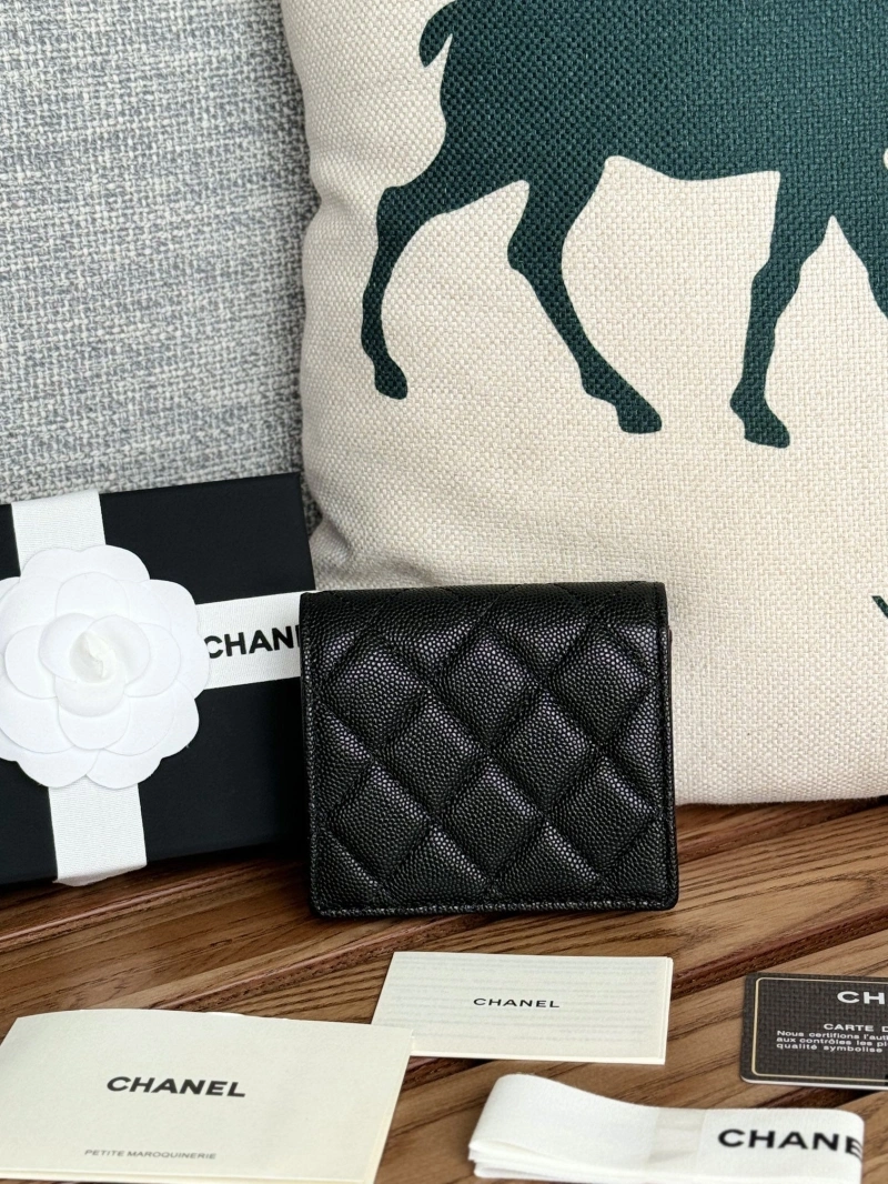 Ch**el wallets 4081-0110
