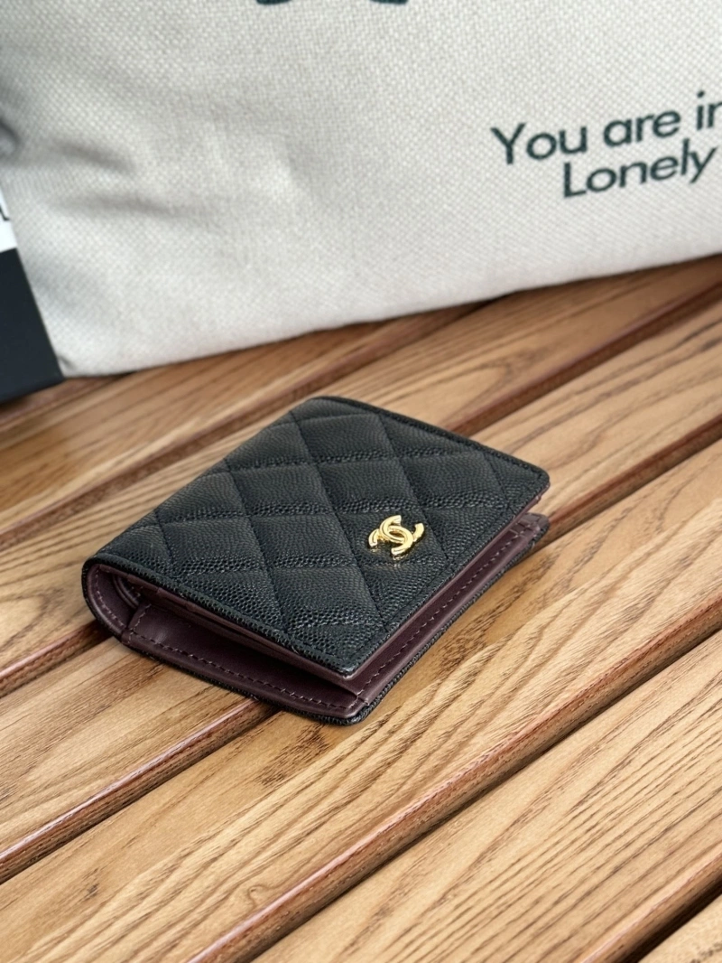 Ch**el wallets 4081-0110
