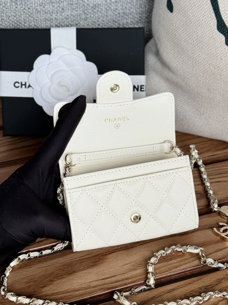 Ch**el wallets 4081-0114