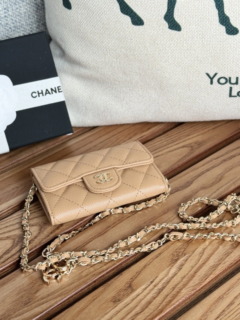 Ch**el wallets 4081-0116