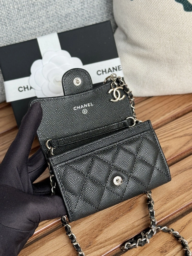Ch**el wallets 4081-0117