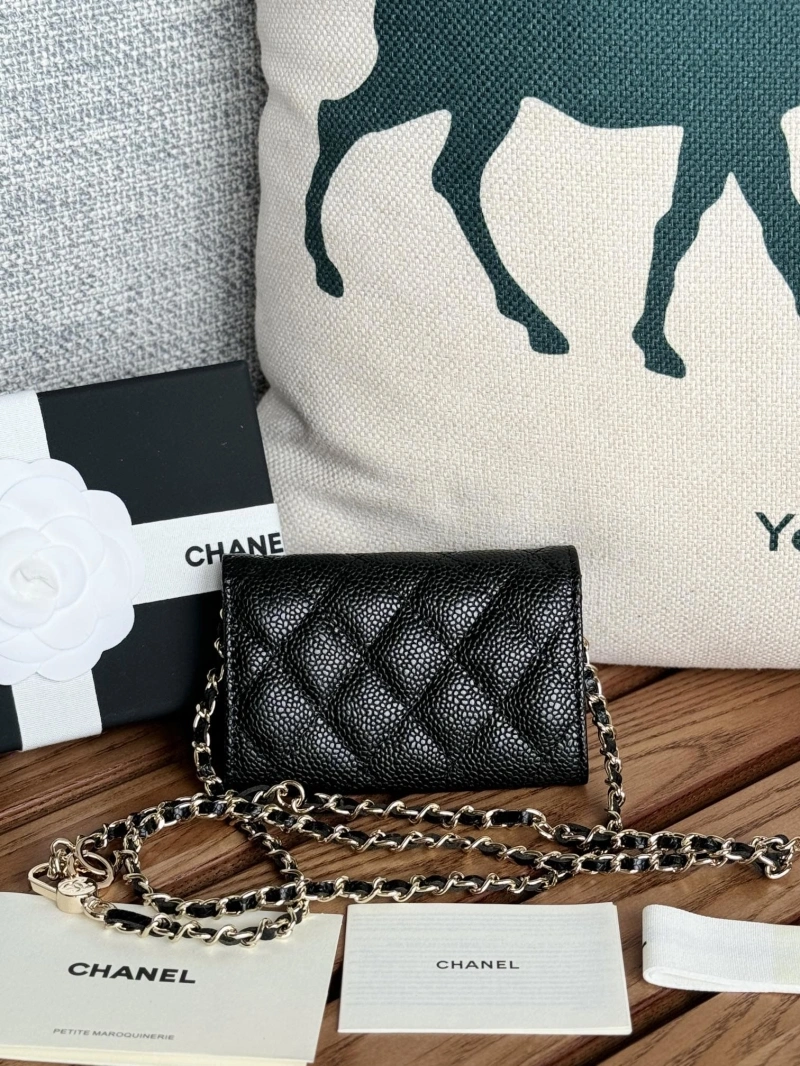 Ch**el wallets 4081-0119