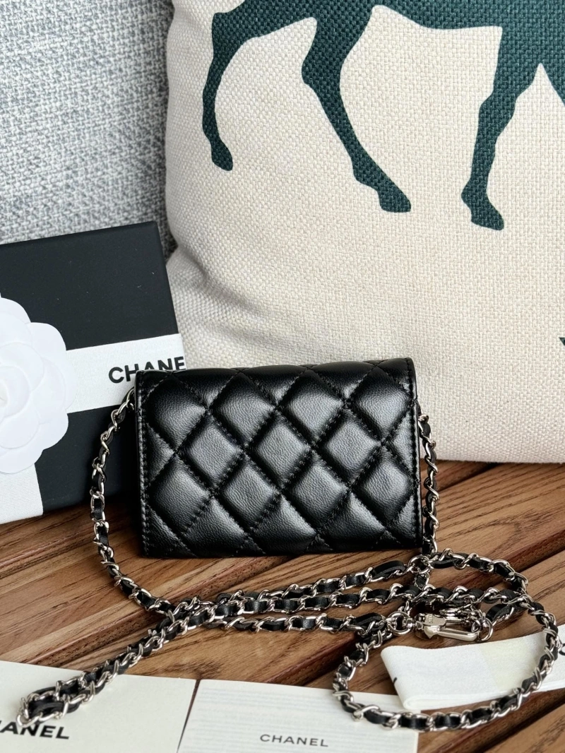Ch**el wallets 4081-0122
