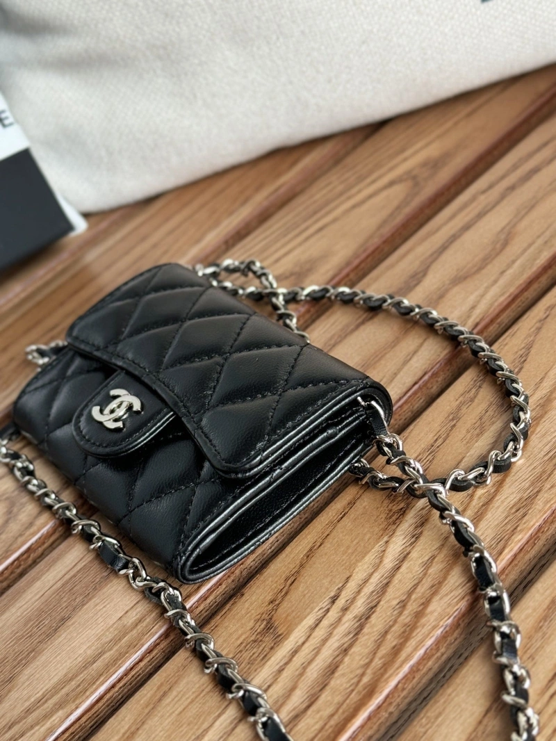 Ch**el wallets 4081-0122