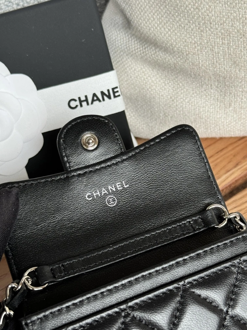 Ch**el wallets 4081-0122