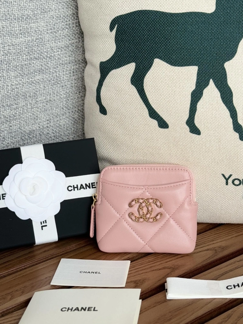 Ch**el wallets 4081-0123