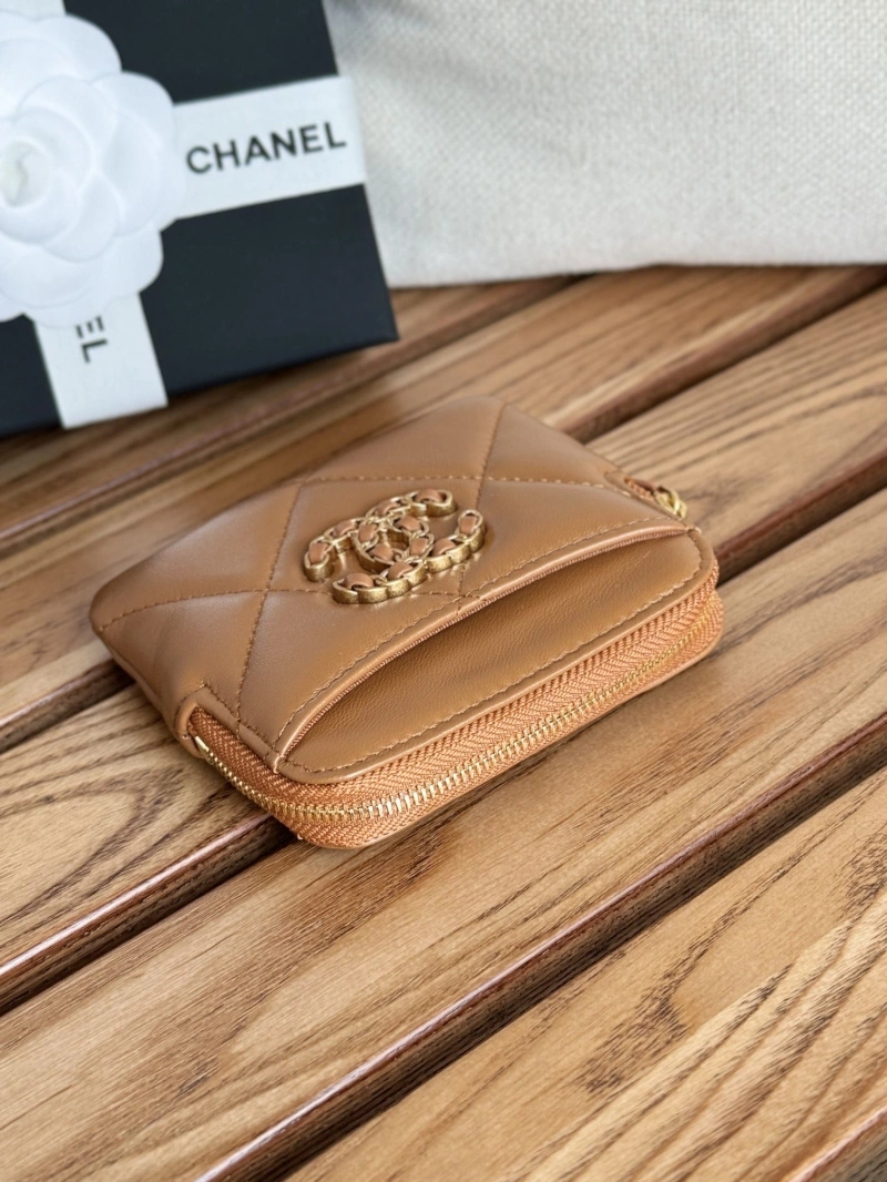 Ch**el wallets 4081-0124