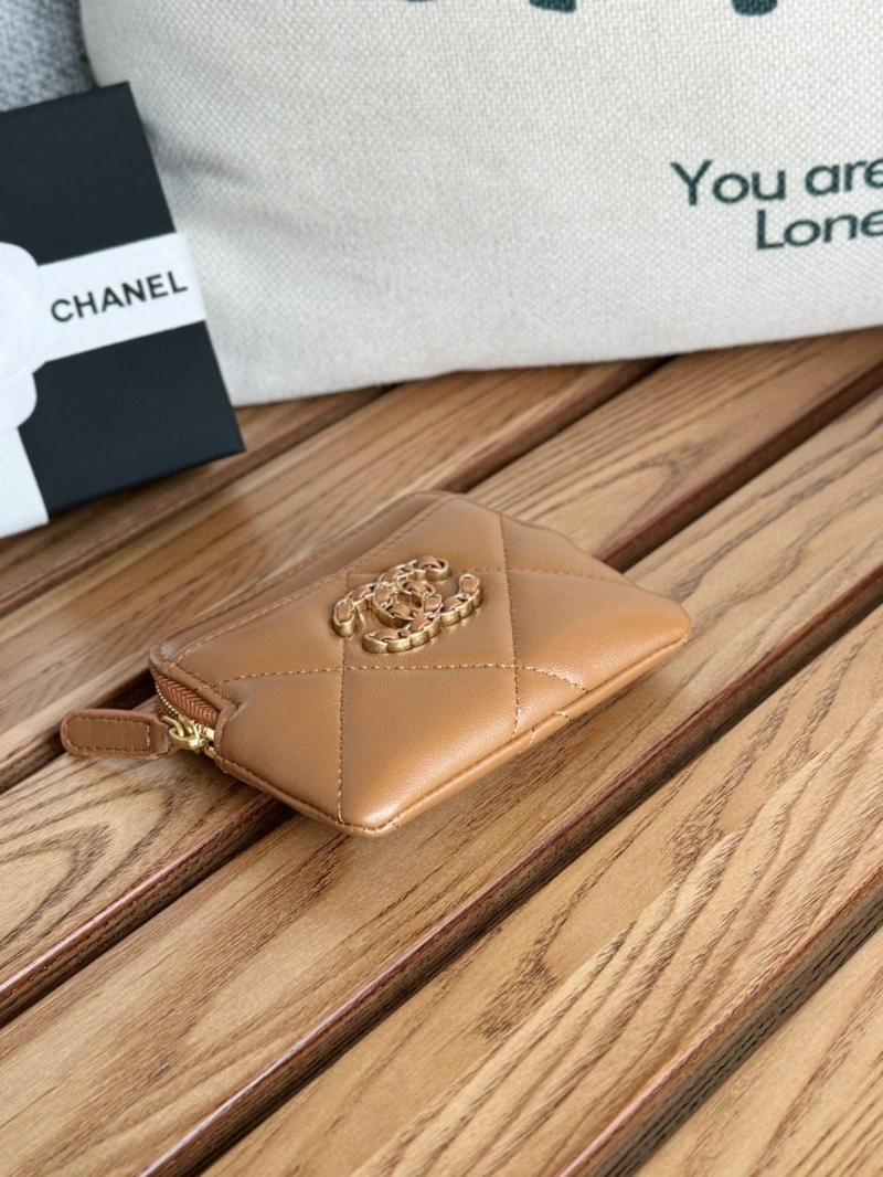 Ch**el wallets 4081-0124