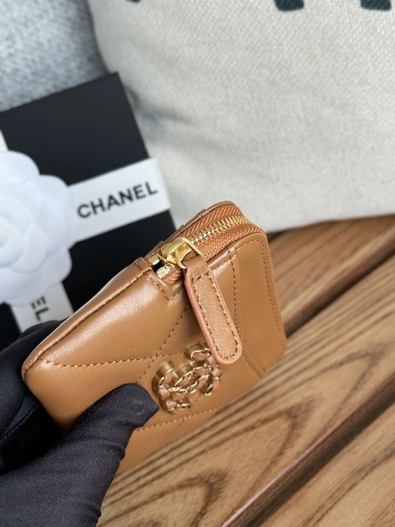 Ch**el wallets 4081-0124
