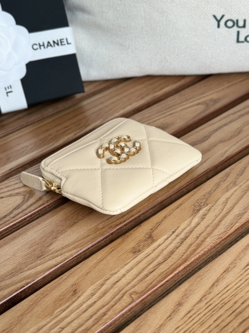 Ch**el wallets 4081-0125