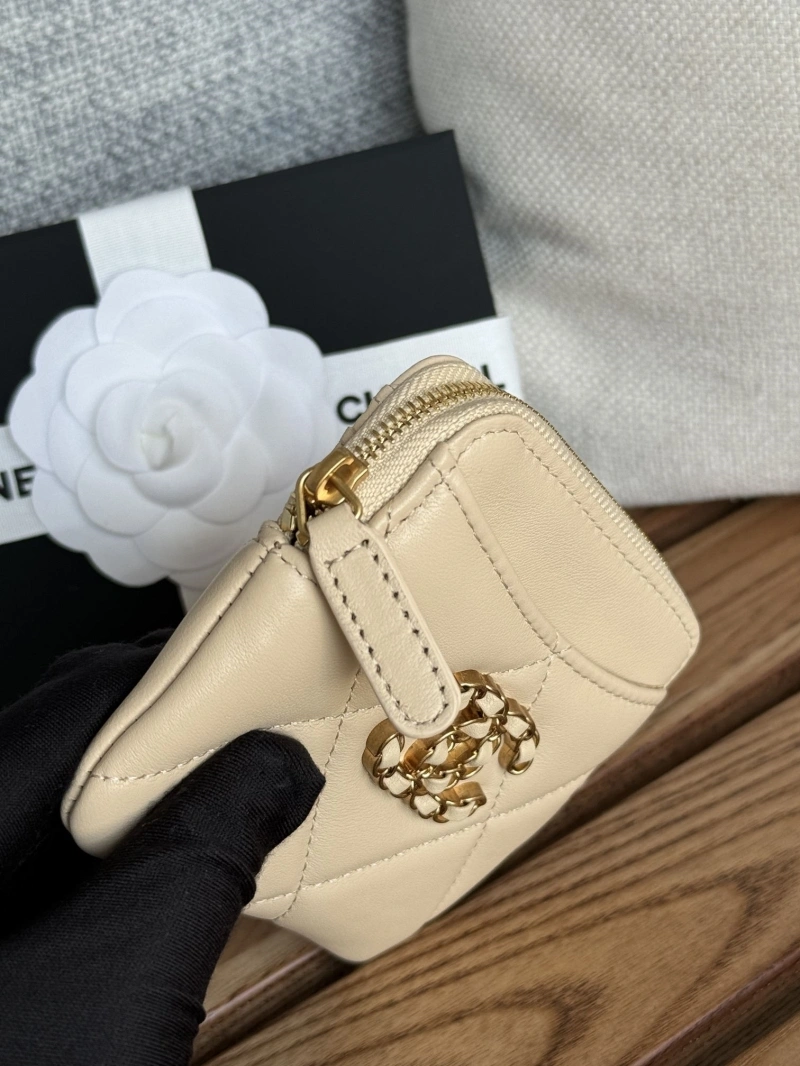 Ch**el wallets 4081-0125