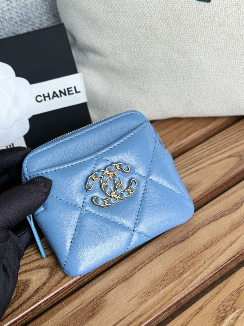 Ch**el wallets 4081-0126