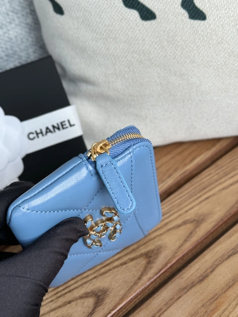 Ch**el wallets 4081-0126
