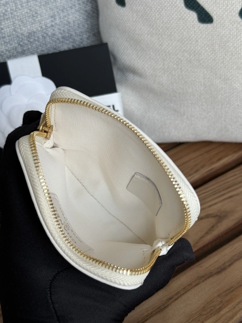 Ch**el wallets 4081-0127