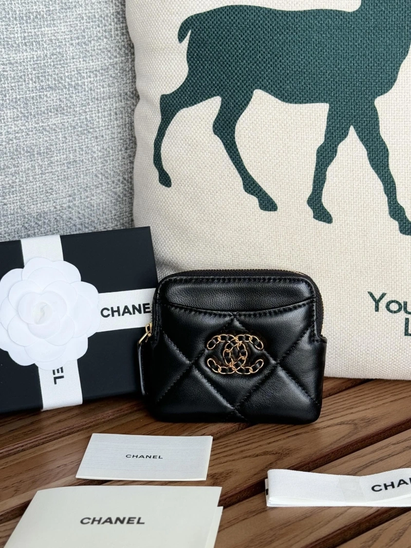 Ch**el wallets 4081-0128