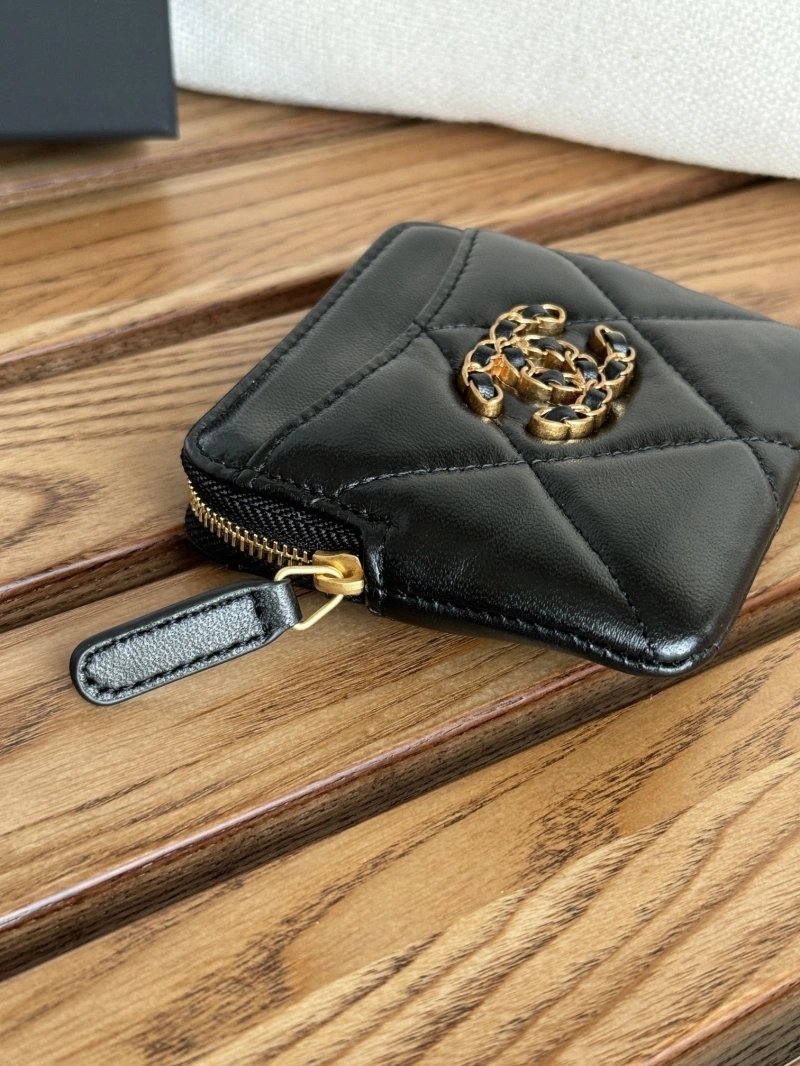 Ch**el wallets 4081-0128