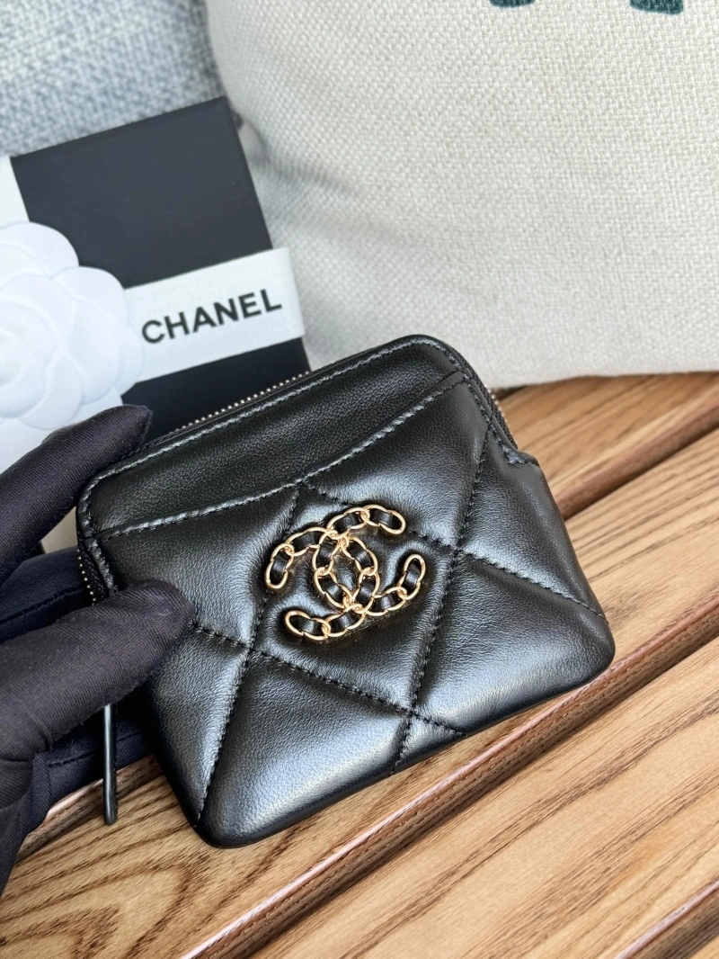Ch**el wallets 4081-0128