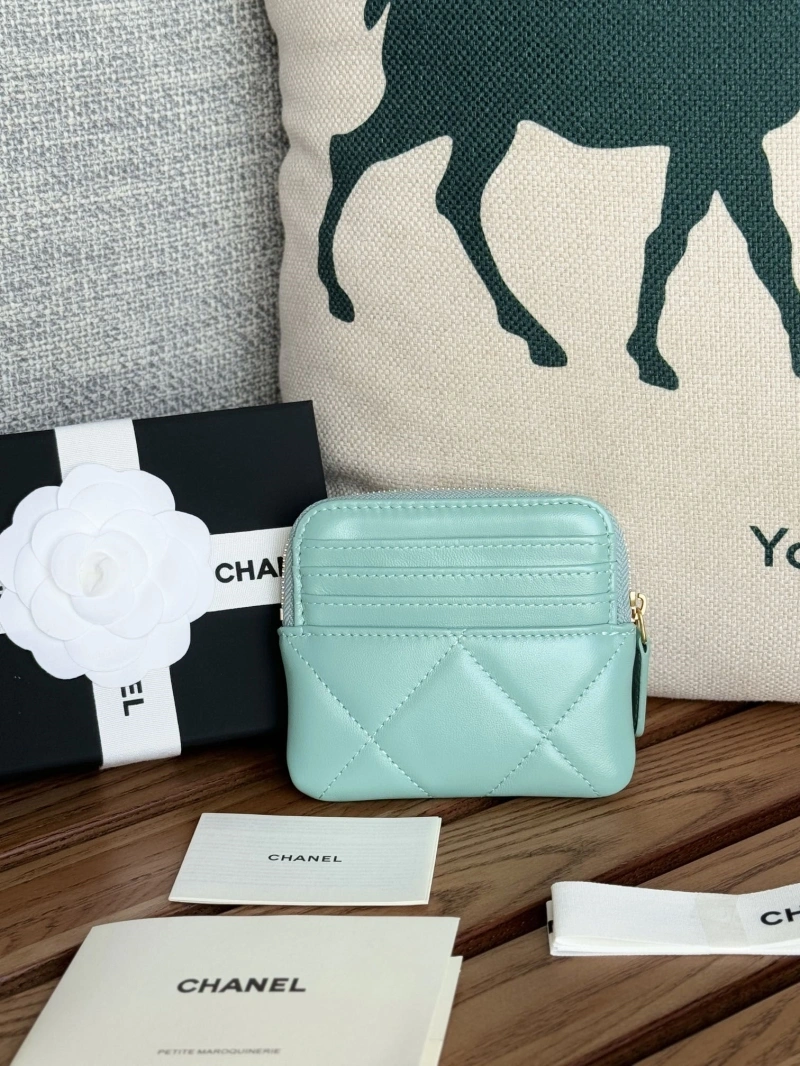 Ch**el wallets 4081-0130