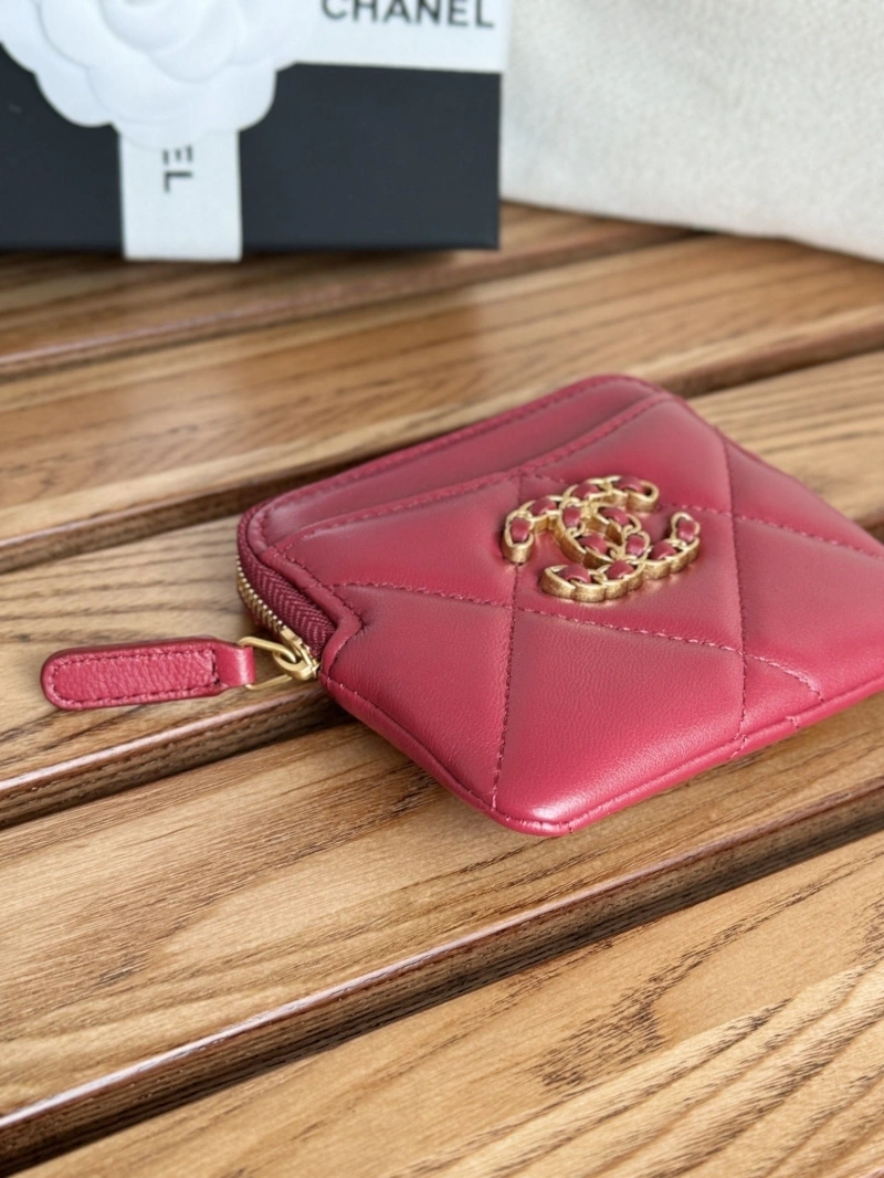 Ch**el wallets 4081-0131