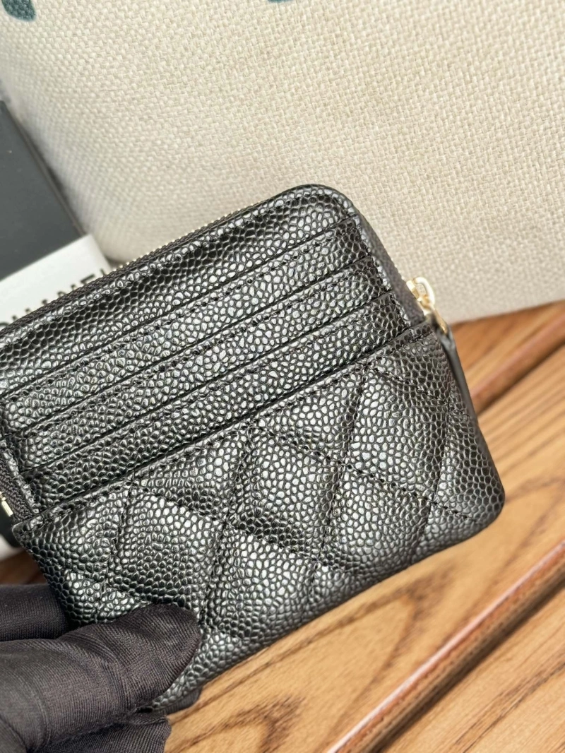 Ch**el wallets 4081-0136