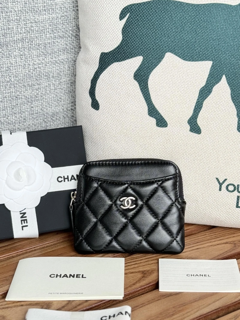 Ch**el wallets 4081-0137