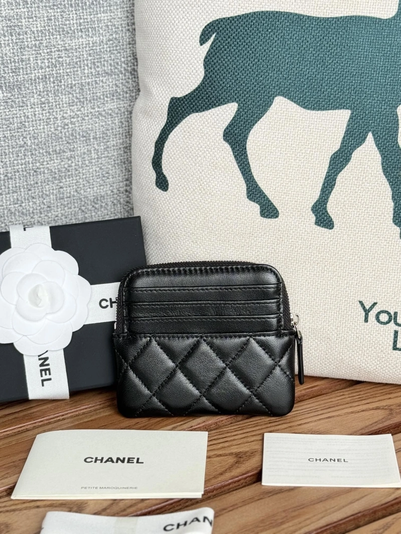 Ch**el wallets 4081-0137