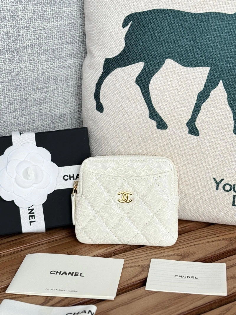 Ch**el wallets 4081-0143