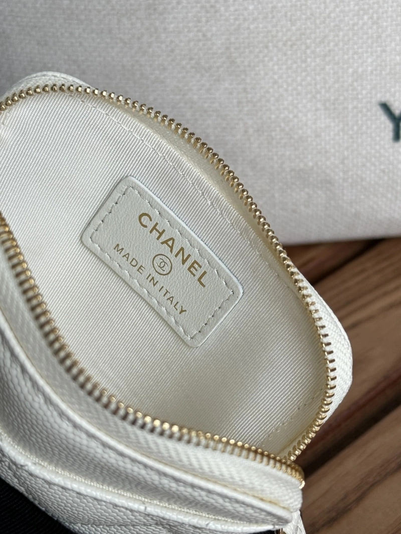 Ch**el wallets 4081-0143