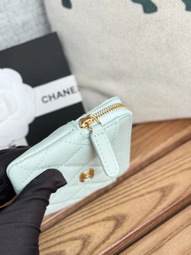Ch**el wallets 4081-0144