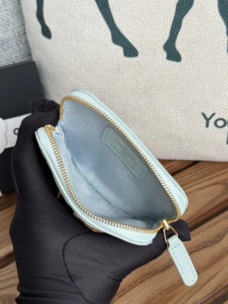 Ch**el wallets 4081-0144