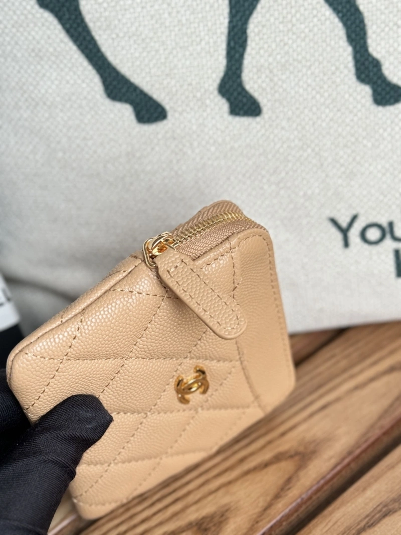 Ch**el wallets 4081-0145