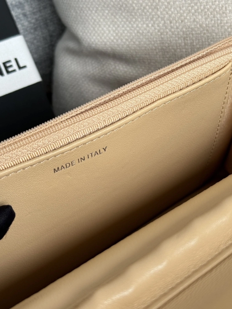 Ch**el wallets 4081-0149