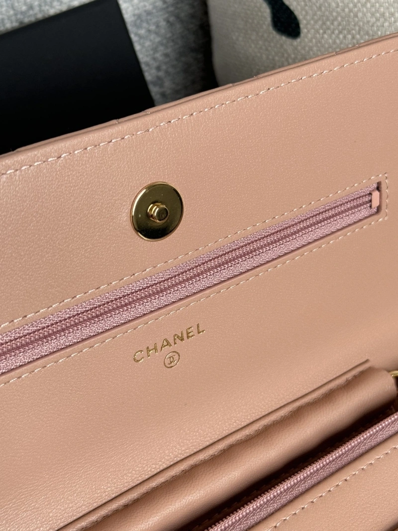 Ch**el wallets 4081-0152