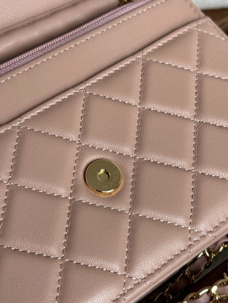 Ch**el wallets 4081-0152