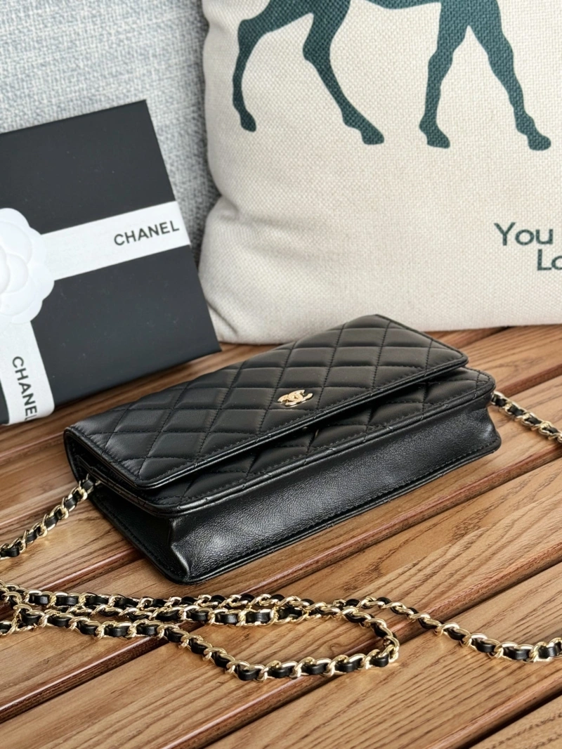 Ch**el wallets 4081-0159