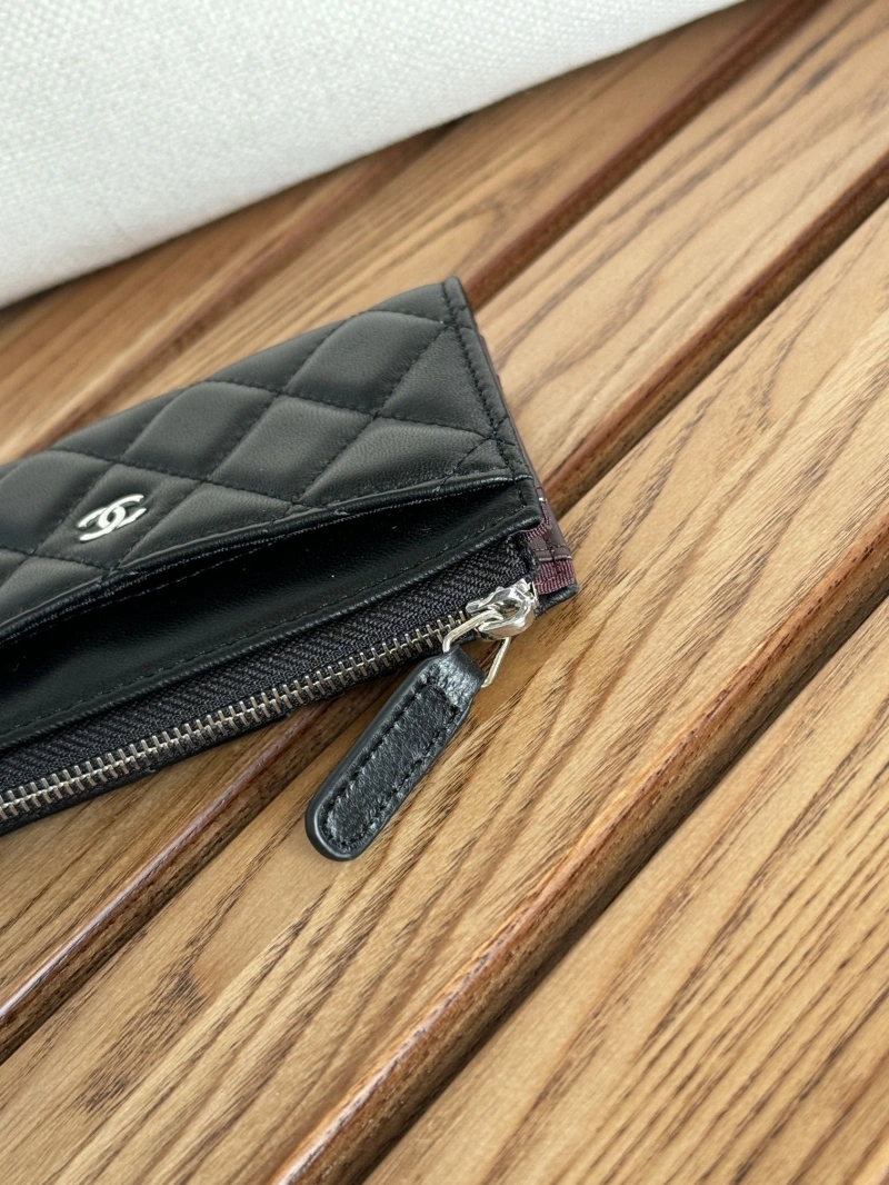 Ch**el wallets 4081-0247