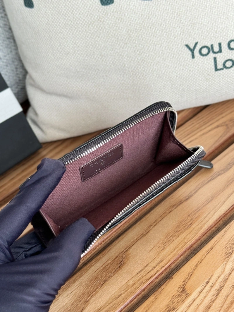 Ch**el wallets 4081-0247