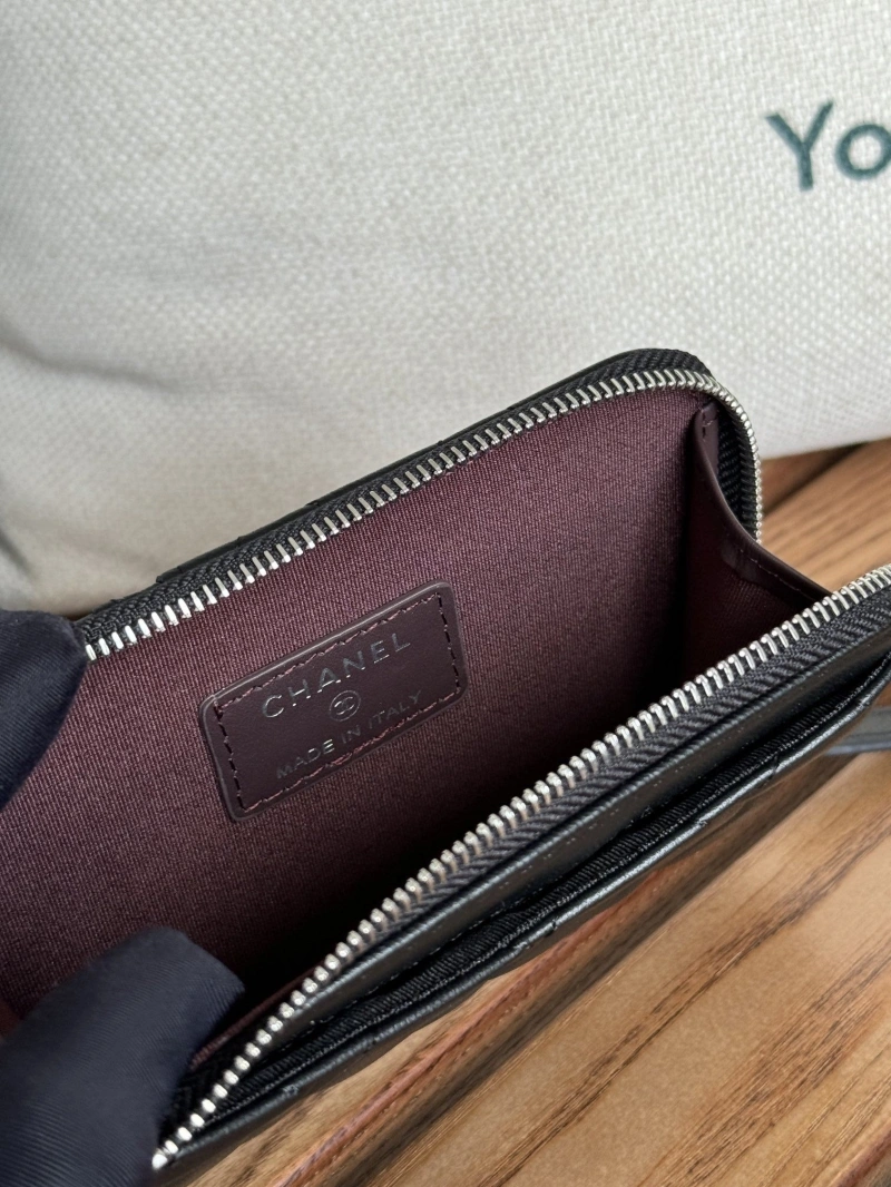 Ch**el wallets 4081-0247
